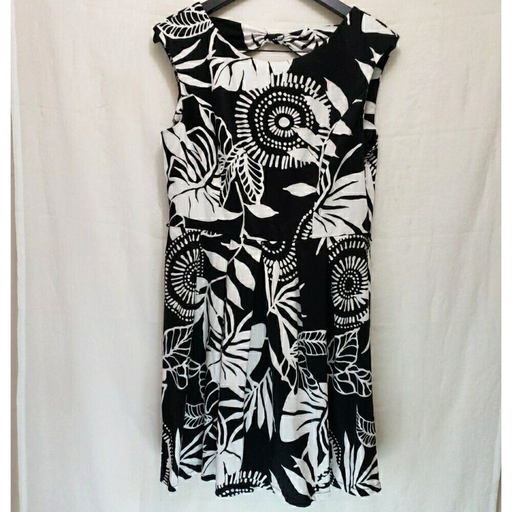 Perceptions NY Fit & Flare Dress 12 Black White Tropical Floral Sun Dress Bow